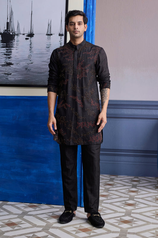 BLACK ABSTRACT EMBROIDERED KURTA WITH PANTS