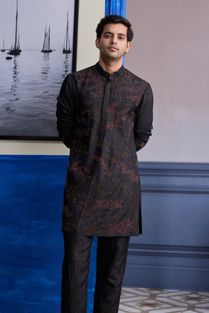 BLACK ABSTRACT EMBROIDERED KURTA WITH PANTS