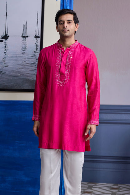 FUSCHIA PINK MIRROR EMBROIDERED & THREAD WORK KURTA WITH PANTS