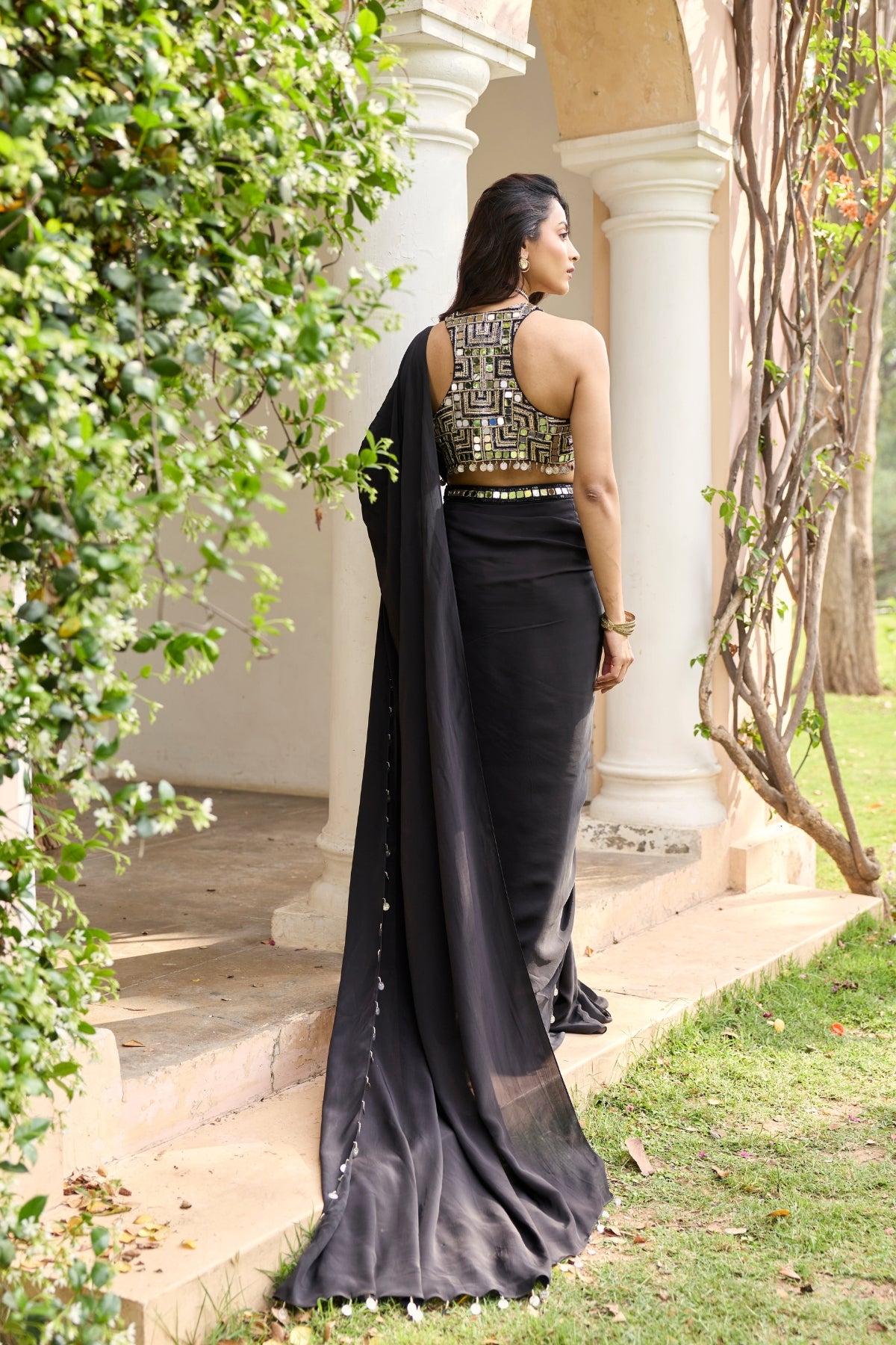 BLACK SOLID SAREE SET