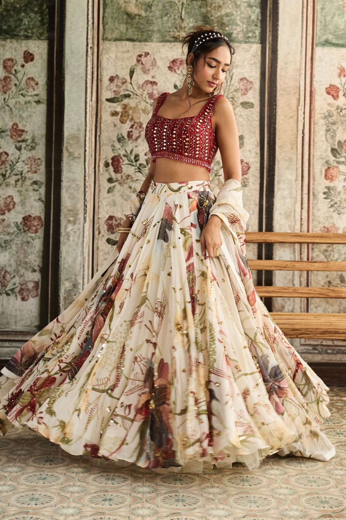 IVORY FLORAL PRINT AND HIGHLIGHTED LEHENGA SET