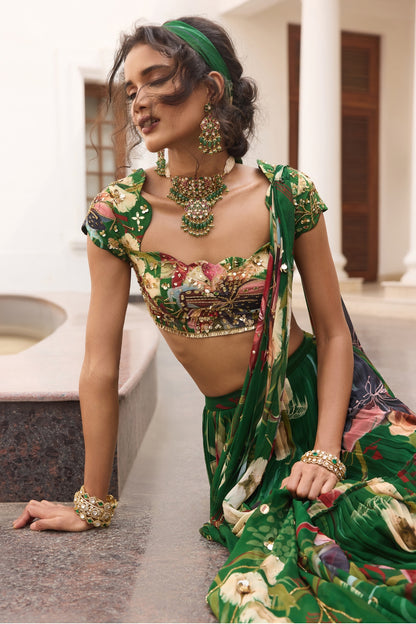 GREEN FLORAL PRINT AND HIGHLIGHTED SKIRT SAREE SET
