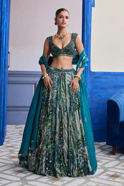 GREEN WAVE EMBROIDERED BLOUSE WITH PRINT HIGHLIGHTS & SOLID DUPATTA SET