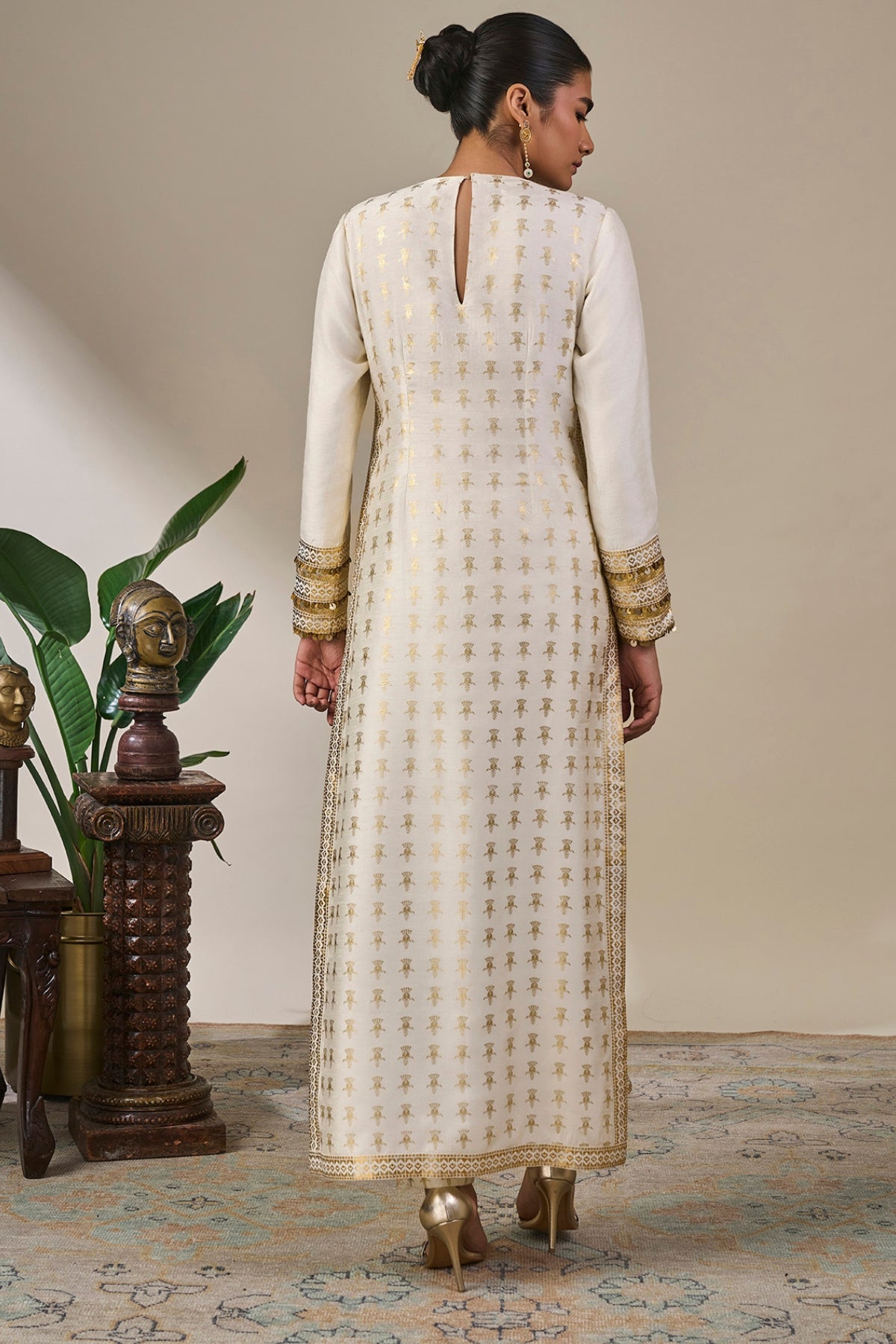 Ivory Anaar Chronicles Kurta Set