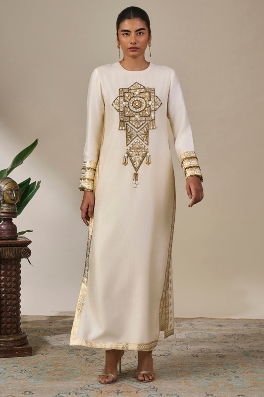 Ivory Anaar Chronicles Kurta Set