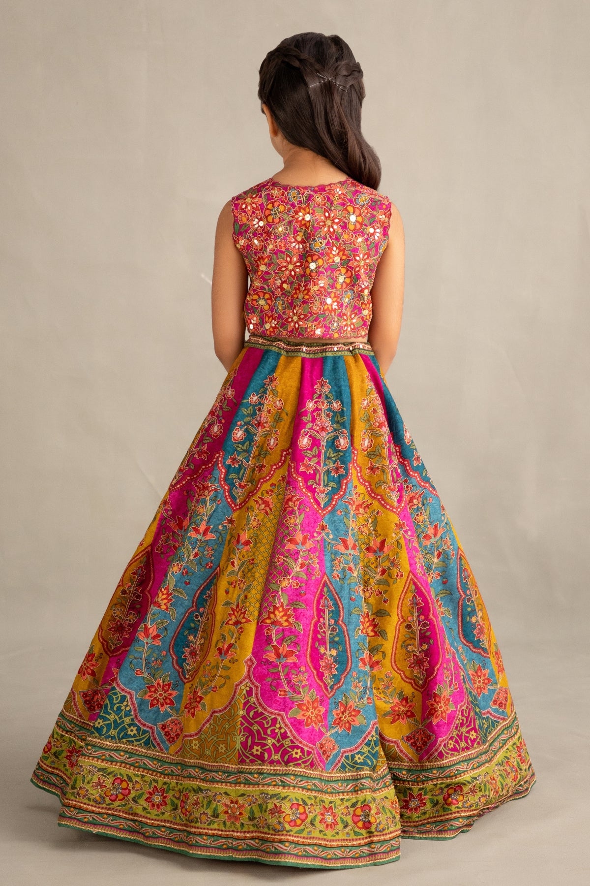 RAVIKA