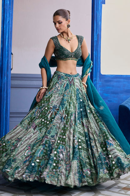 GREEN WAVE EMBROIDERED BLOUSE WITH PRINT HIGHLIGHTS & SOLID DUPATTA SET