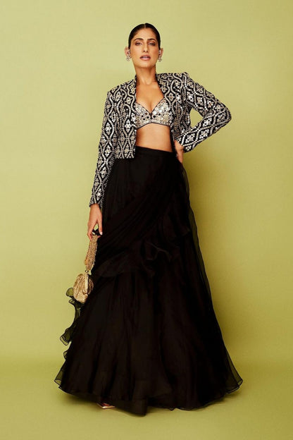 Kubbra Sait in Gandhara Skirt Set