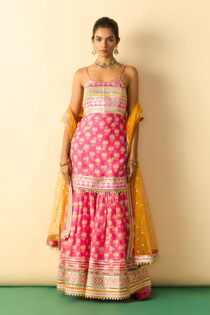 Dhriaa Strappy Set