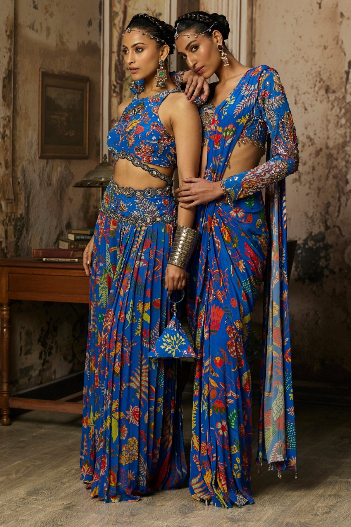 ELECTRIC BLUE PRINTED AND HIGHLIGHTED DHOTI SAREE