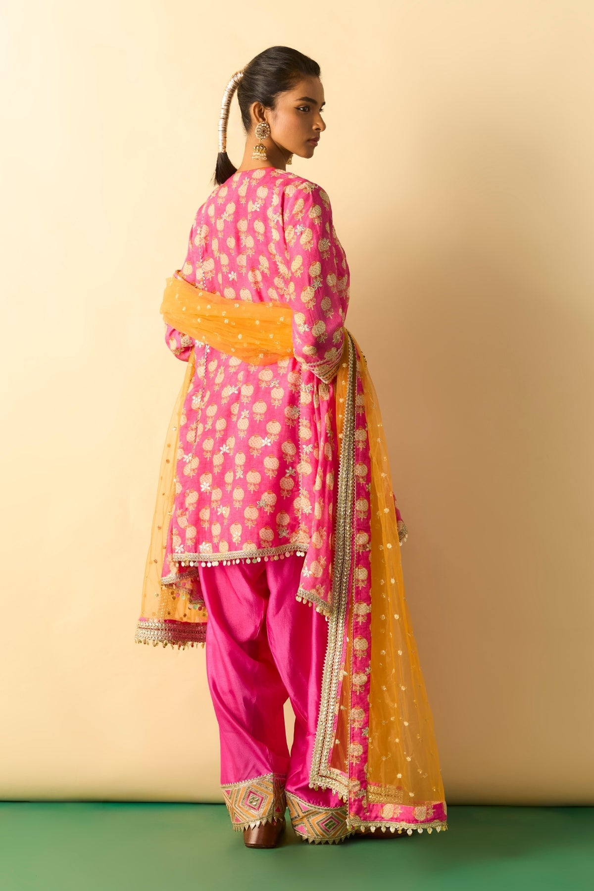 Anvi Farshi Set