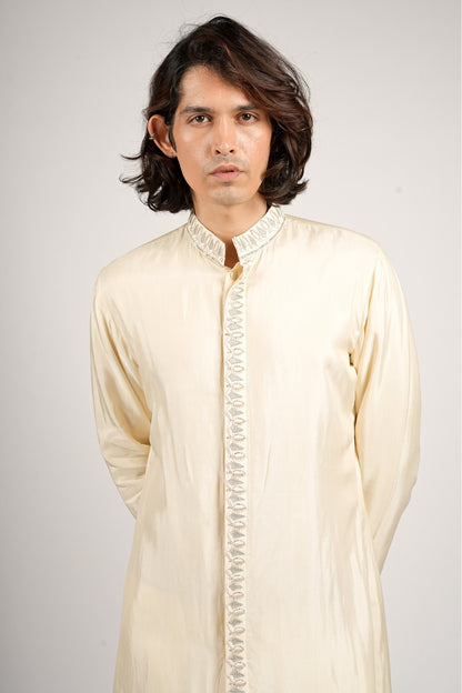 Svar Kurta Set