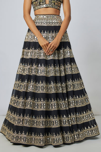 Rashi Khanna in Farheen Lehenga Set