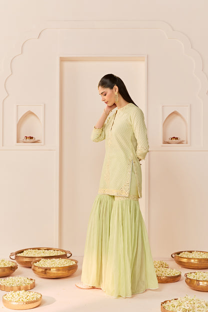 YASNEEN - MINT GREEN SHORT KURTA WITH GARARA AND DUPATTA