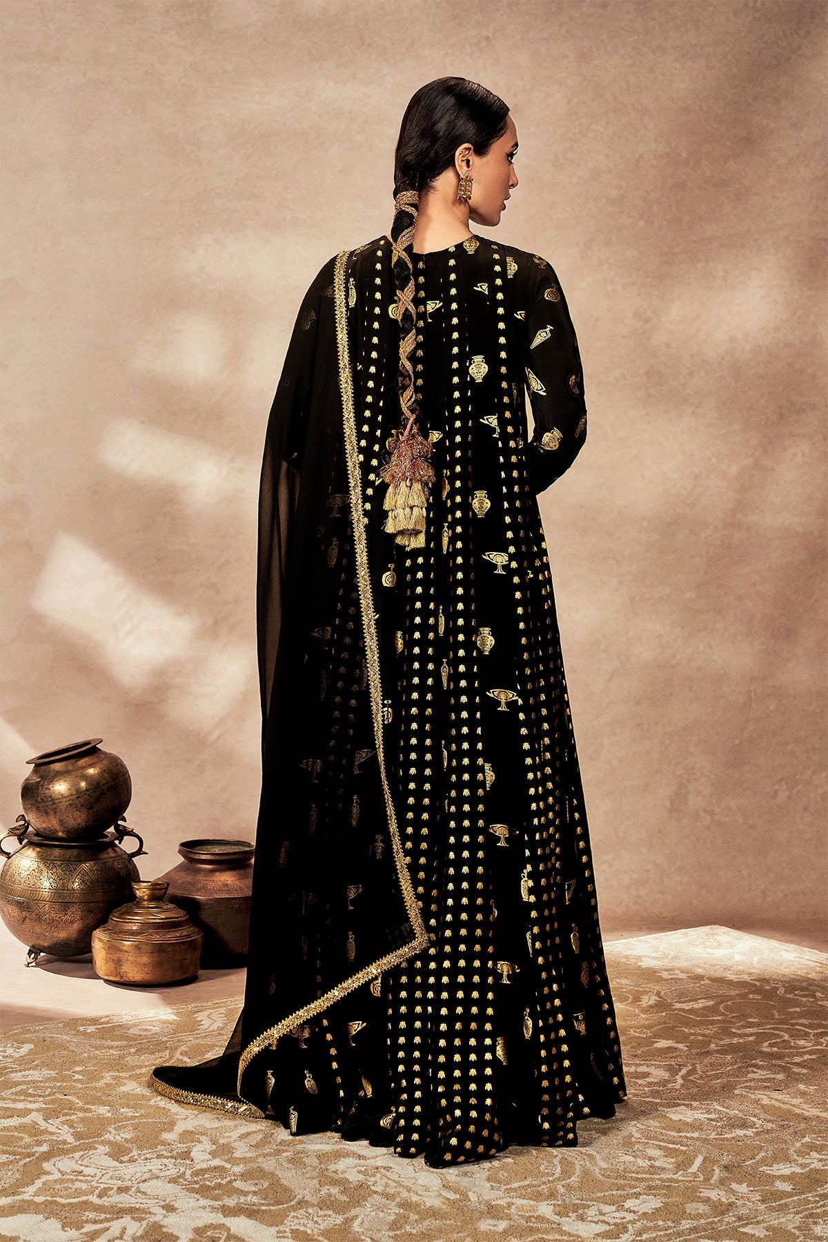 Neena Gupta In Black Gold Potters Touch Anarkali Set