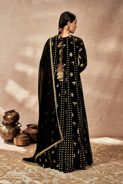 Neena Gupta In Black Gold Potters Touch Anarkali Set