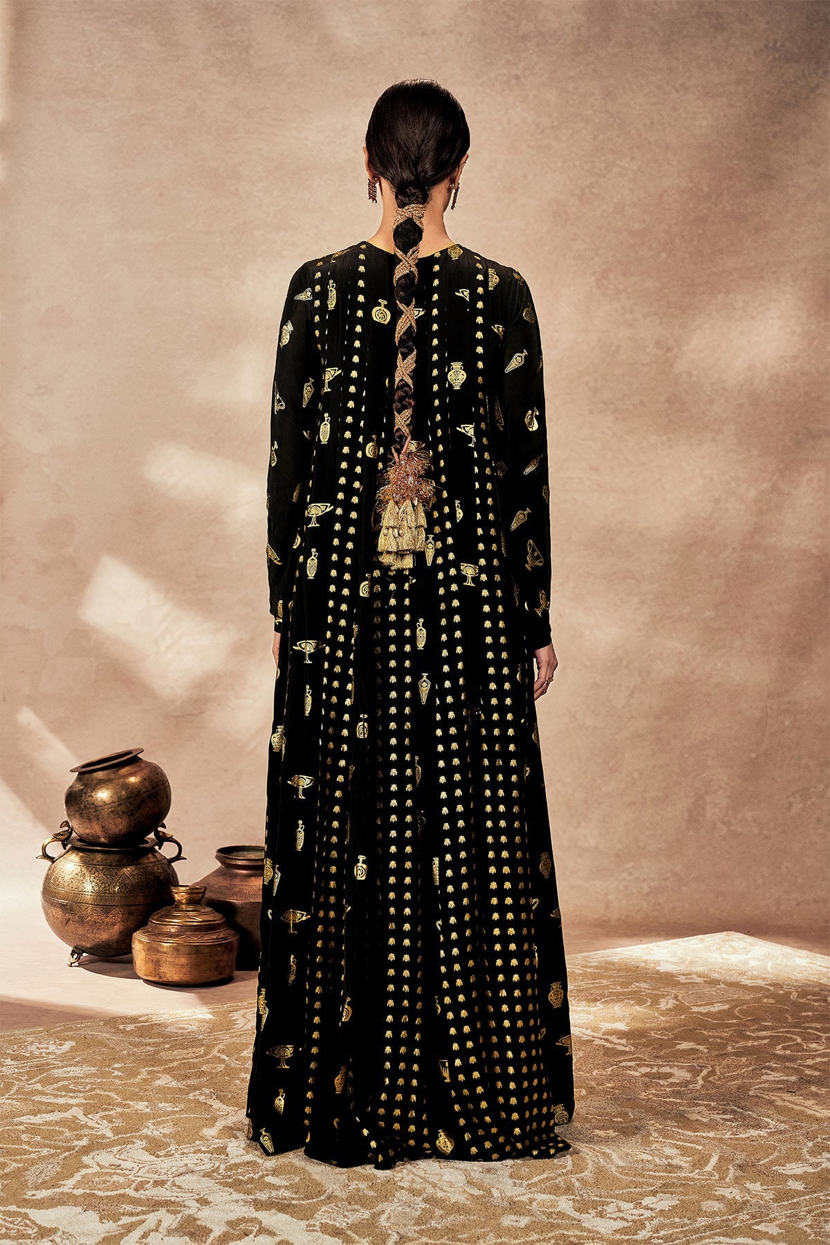 Neena Gupta In Black Gold Potters Touch Anarkali Set