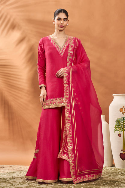 PINK TRIKONE SHARARA SET