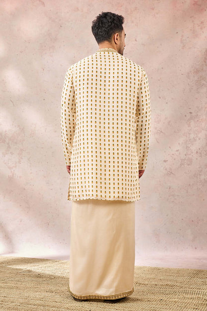 THE KALAKAND VESHTI SET