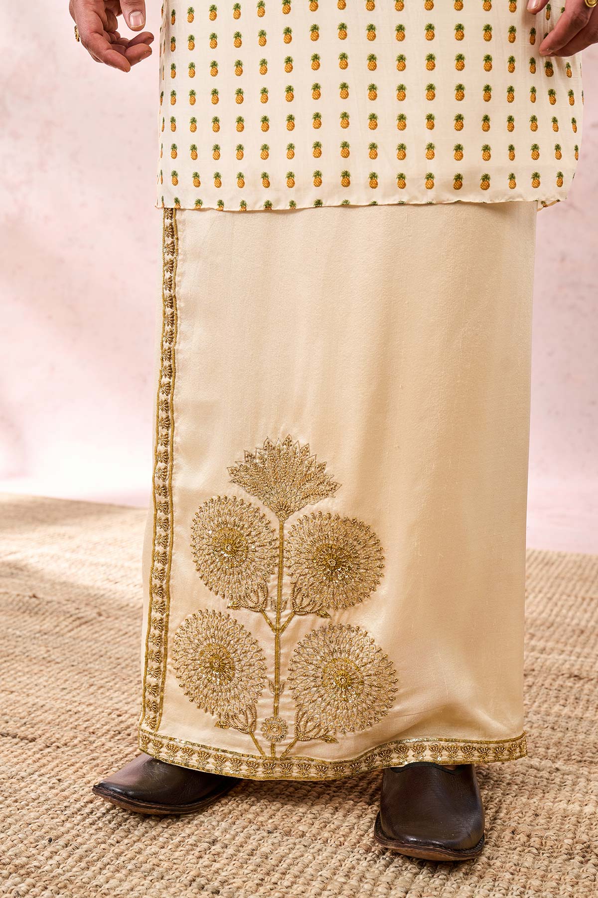 THE KALAKAND VESHTI SET