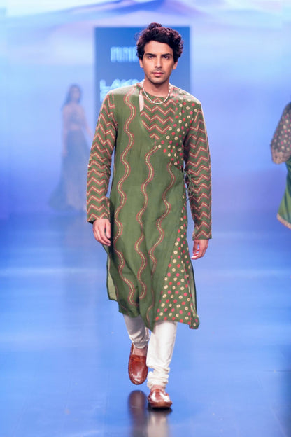 Bandhani Print Angarkha Style Kurta Set With Off Pants
