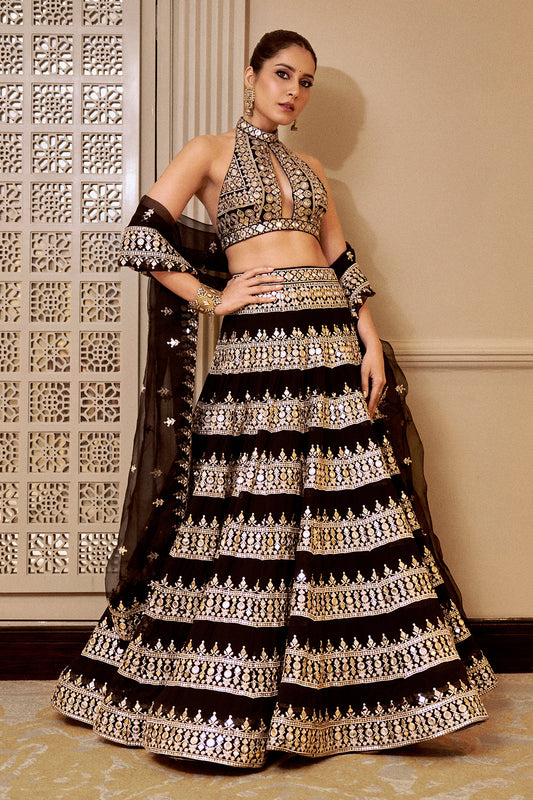 Rashi Khanna in Farheen Lehenga Set