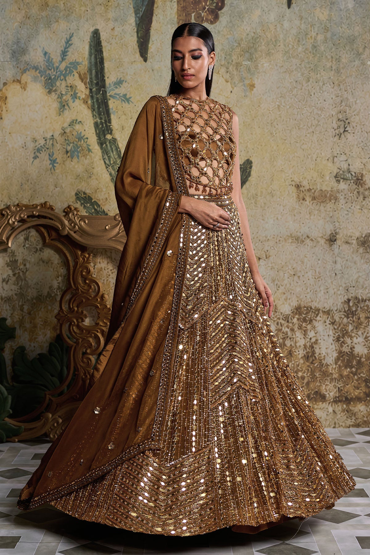 ANTIQUE GOLD EMBELLISHED LEHENGA SET