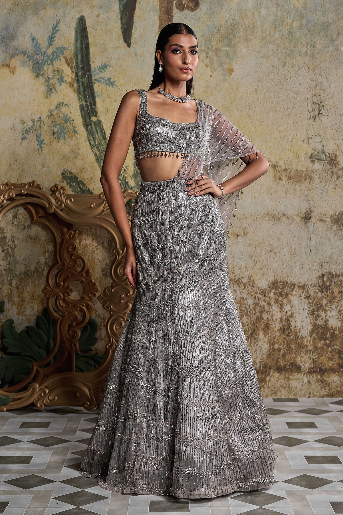 SILVER ABSTRACT SEQUINCE EMBELLISHED SAREE SET