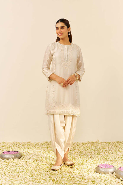 ZAISHA - SHORT KURTA WITH DHOTI
