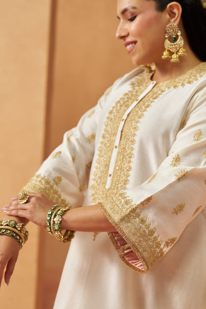 Zeenal - Daisy Ivory Short A-Line Kaftan with Salwar & Dupatta