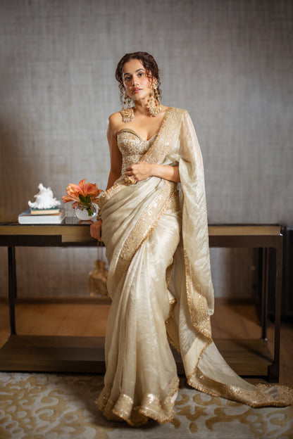Taapsee Pannu in Sabira Saree Set