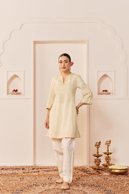 REEM - DAISY IVORY SHORT CHOGA WITH DOGRI SALWAR AND DUPATTA