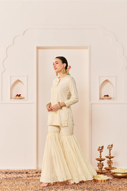 YASNEEN -DAISY IVORY SHORT KURTA WITH GARARA AND DUPATTA
