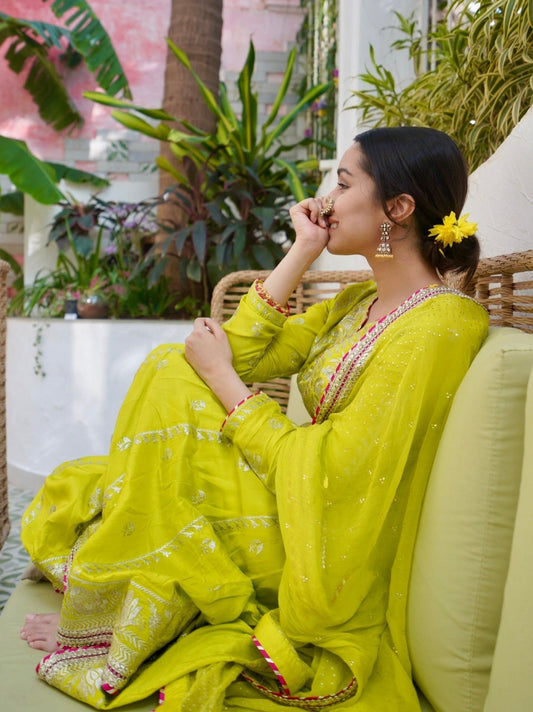 Shraddha Kapoor in Golconda Aarohi Anarkali Set