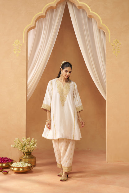Maahgul - Daisy Ivory Short Kalidaar Chauga with Salwar & Light Dupatta