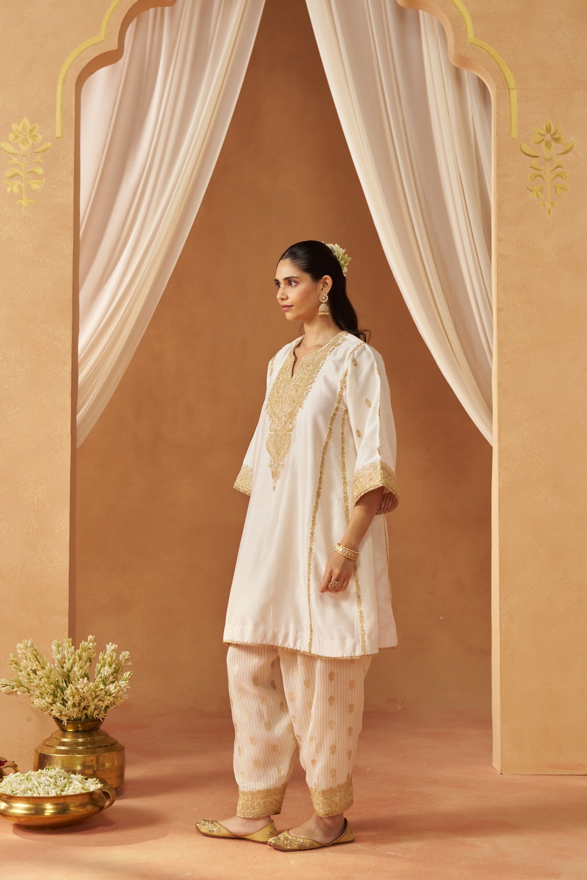 Maahgul - Daisy Ivory Short Kalidaar Chauga with Salwar & Light Dupatta